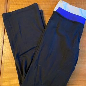 Lululemon black Astro bootcut yoga pant, 10R